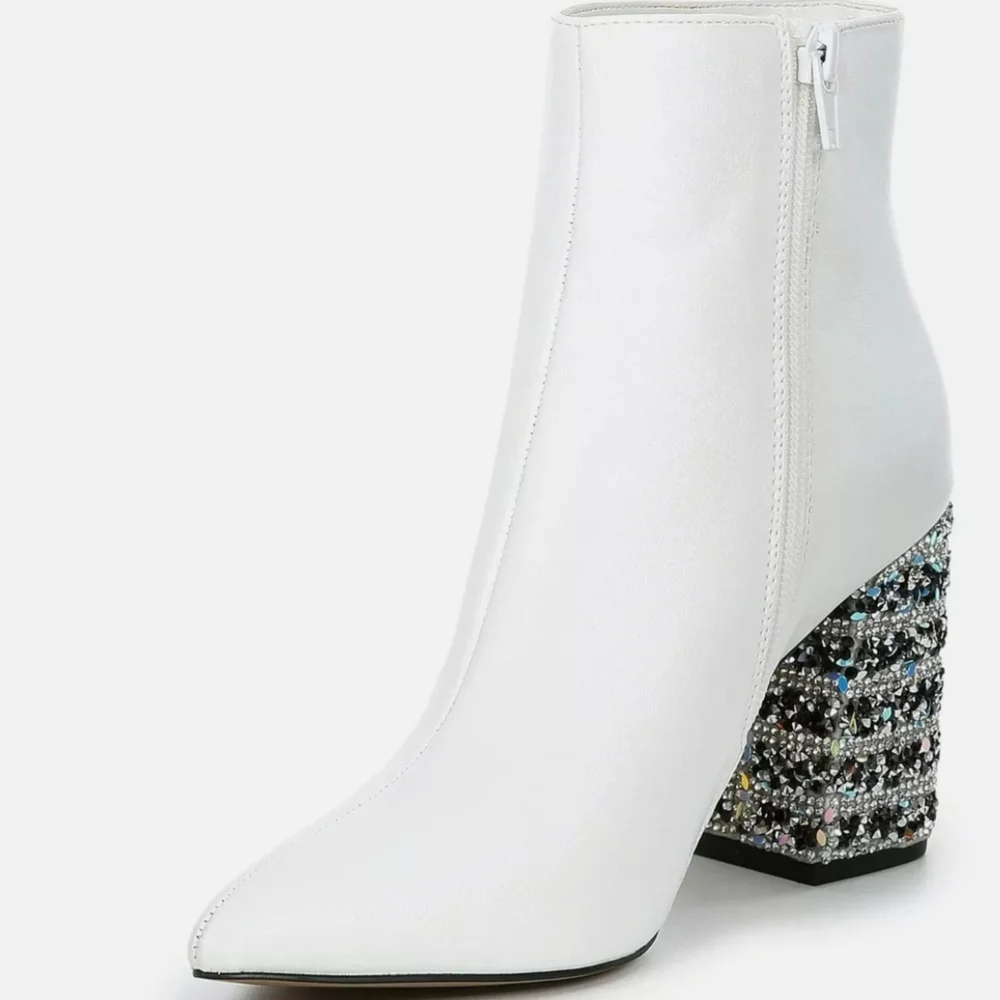 Betsey Johnson Women's Ankle Booties Kassie White Embellished Block Heel - Picture 2 of 9